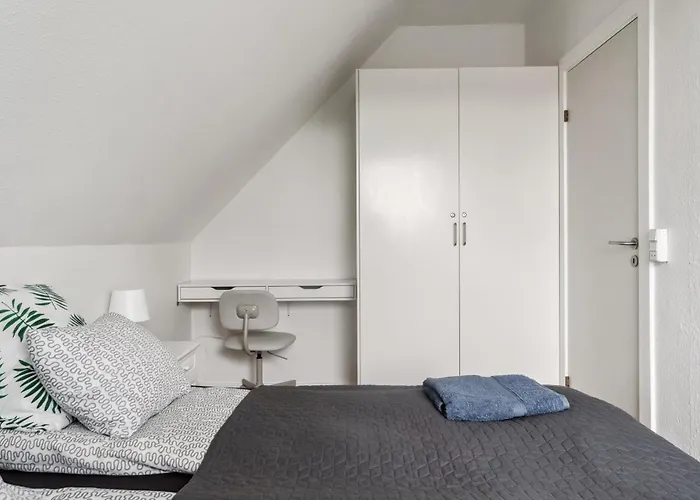 Lovely Top Floor Apart Copenhagen Near Airport, Metro And The Beach